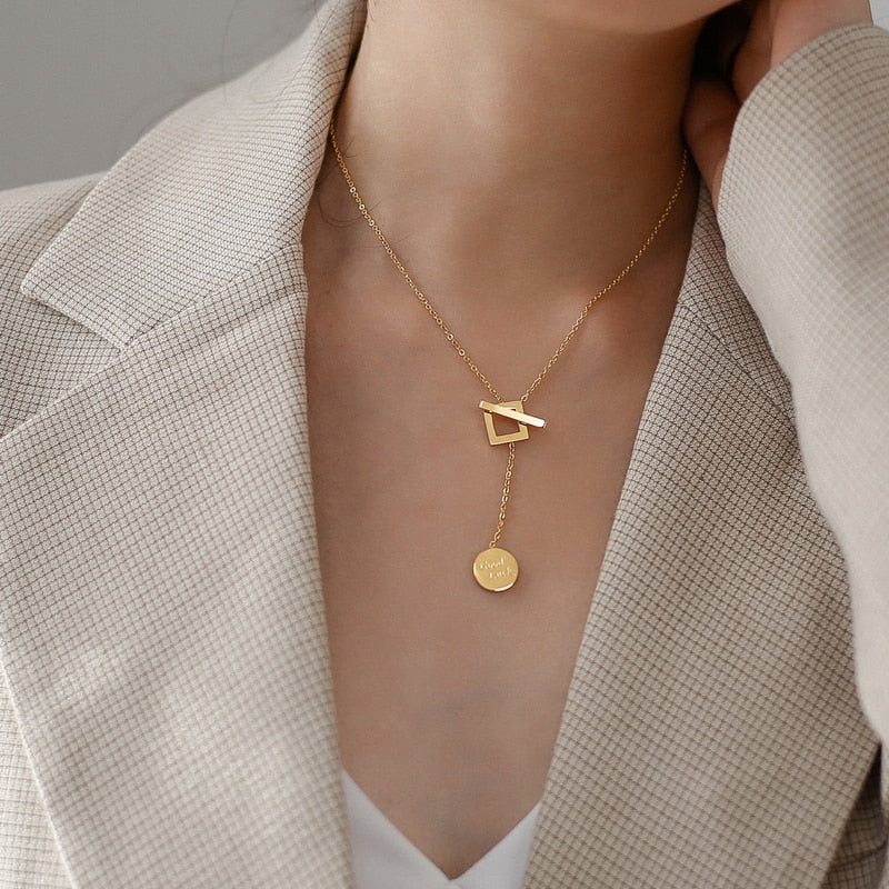 Coin pendant choker
