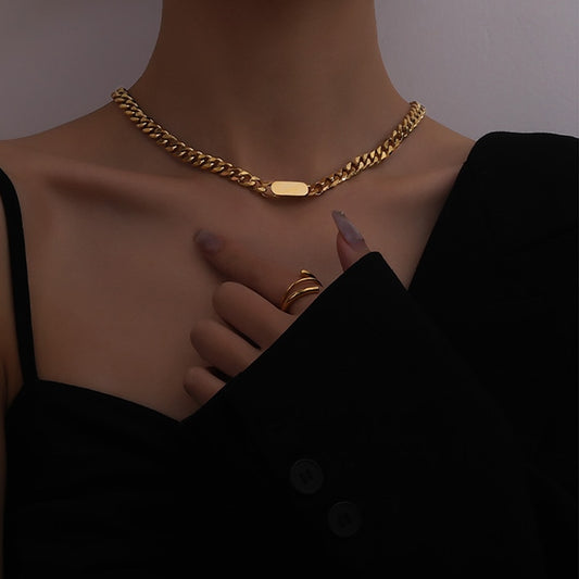 Cuban pendant choker