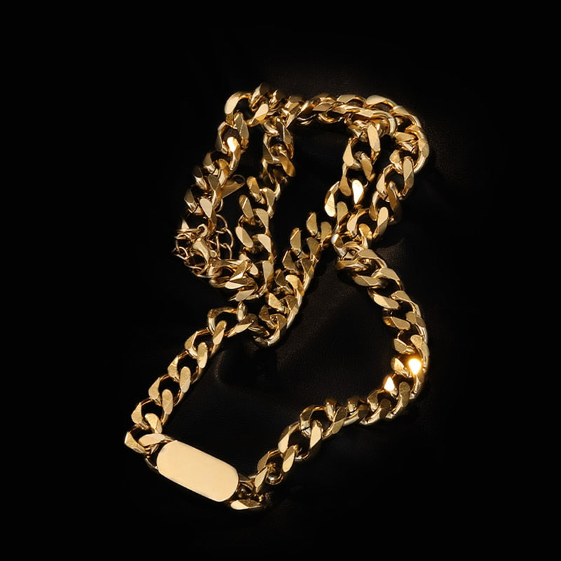 Cuban pendant choker