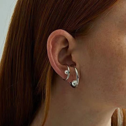 Open circle ear cuff