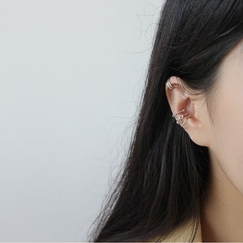 4 pair chain layer ear cuff