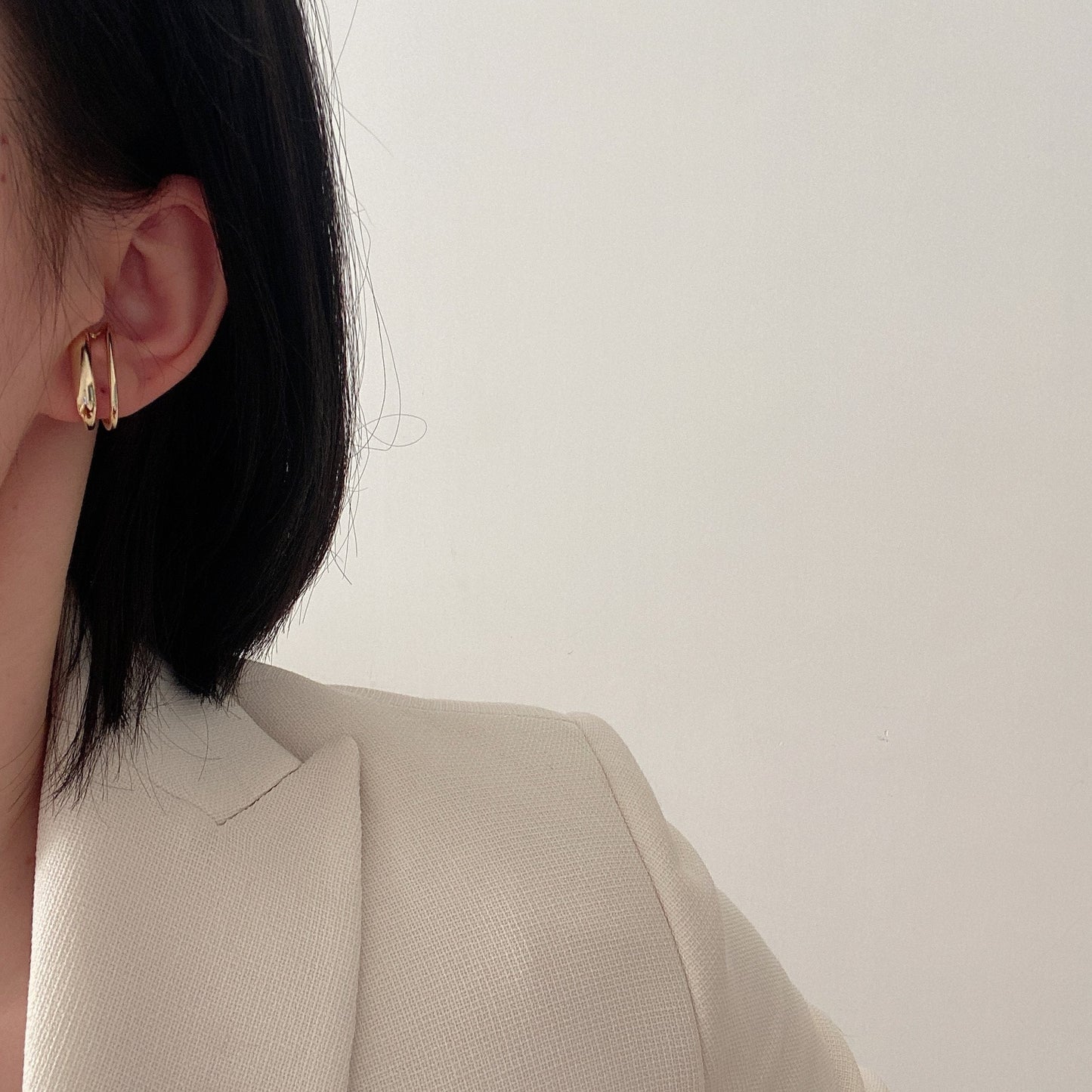 Double U clip ear cuff