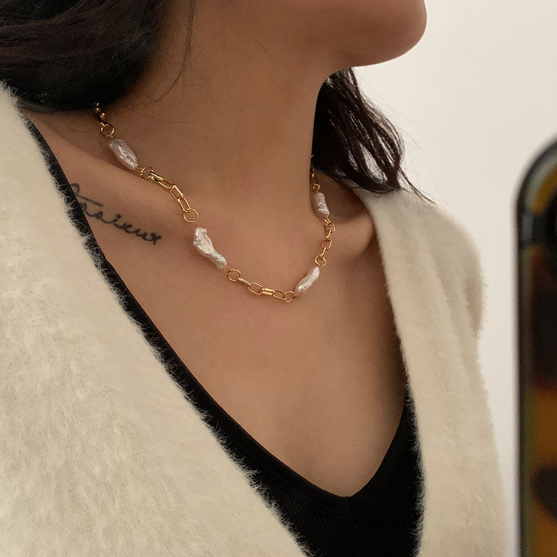 Pearls copper chain necklace