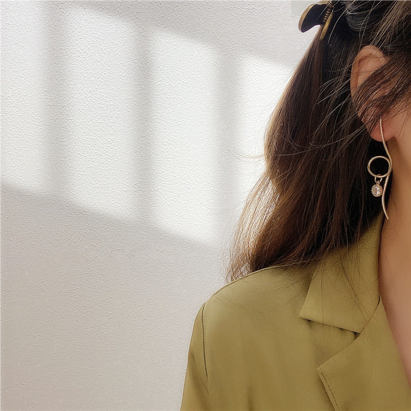 Twisted pearl pierce