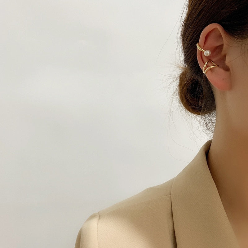 Metal geometric circle ear cuff