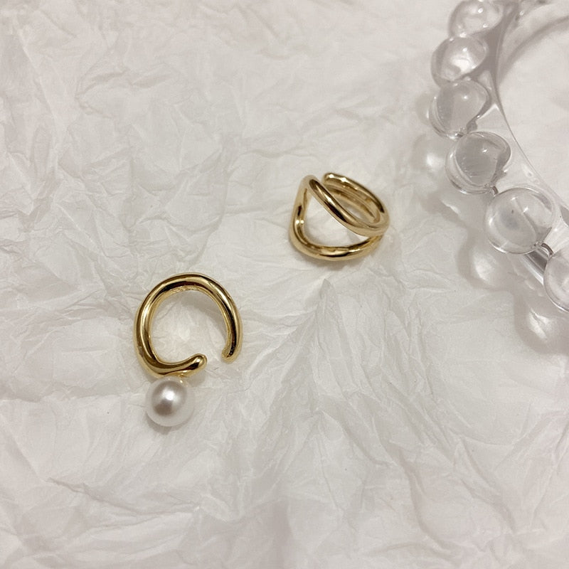 Metal geometric circle ear cuff