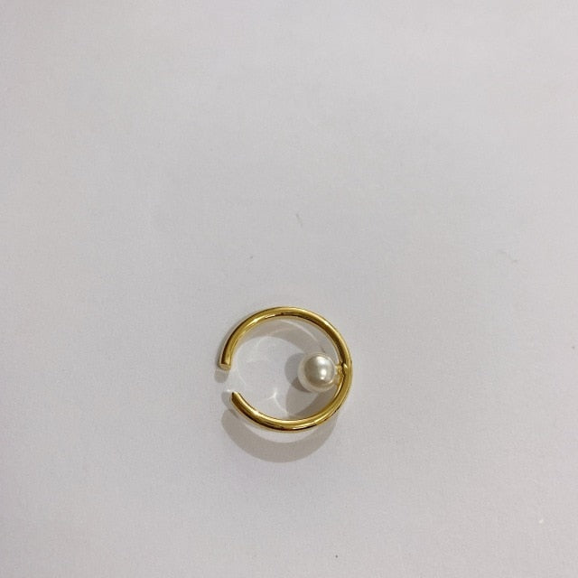 Open circle ear cuff