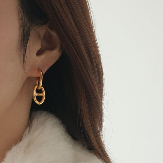 Double anchor pierce