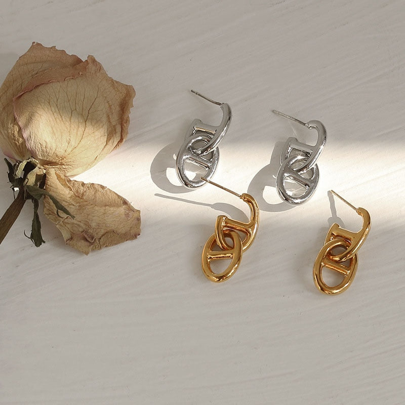 Double anchor pierce